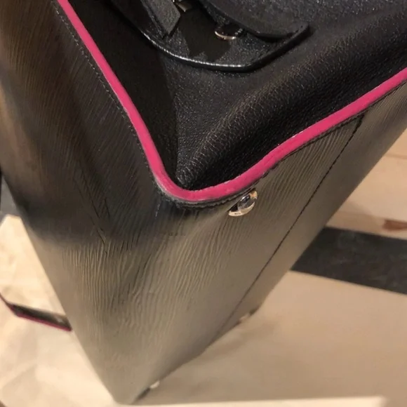 LOUIS VUITTON EPI Vaneau GM Black Hot Pink EUC - Picture 10 of 16